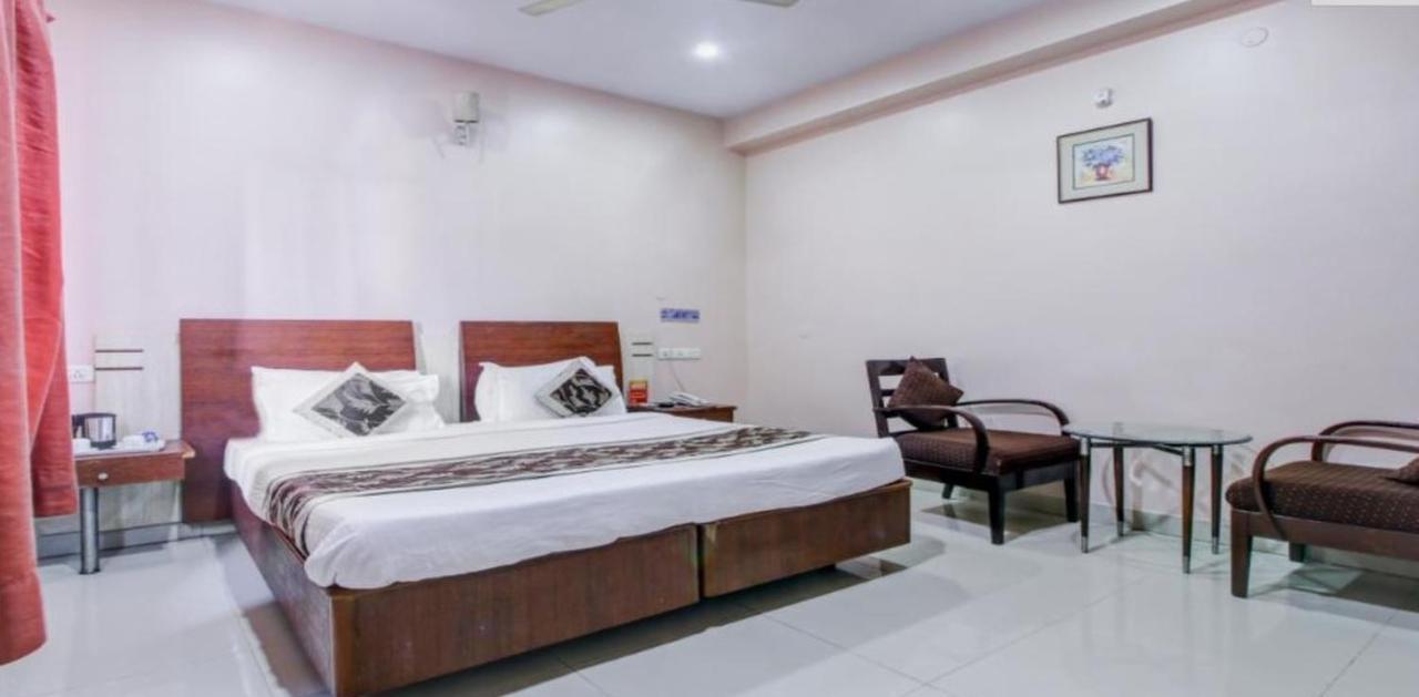 Fabexpress Tourist Plaza Hyderabad Exterior foto