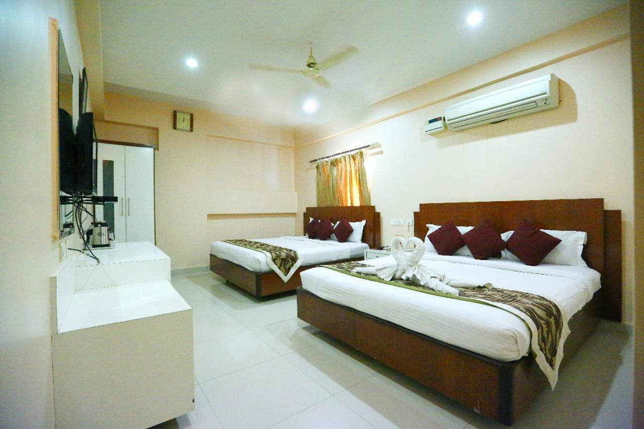 Fabexpress Tourist Plaza Hyderabad Exterior foto